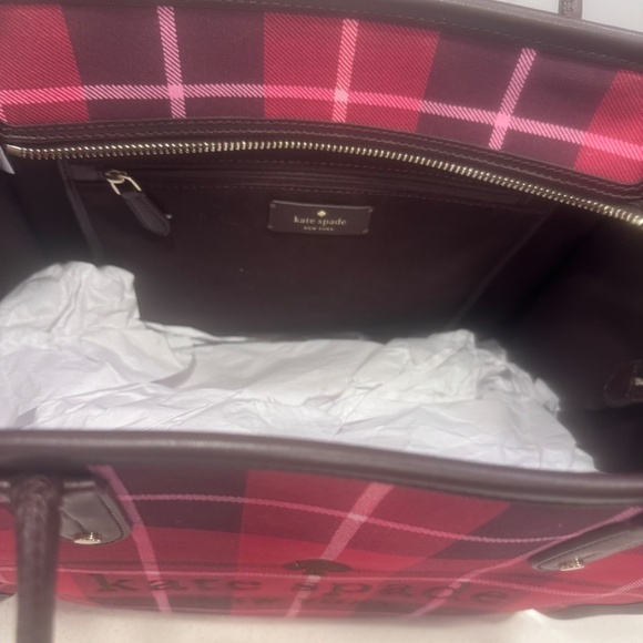 Kate Spade purse - Picture 2 of 3